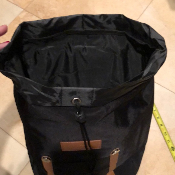 NEW Backpack - Picture 5 of 6